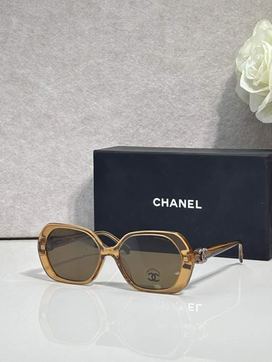 Picture of Chanel Sunglasses _SKUfw79724686fw